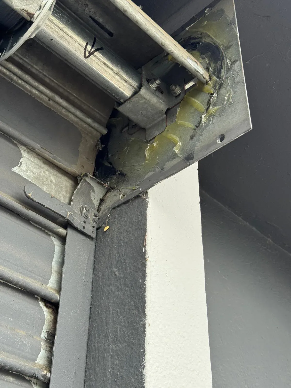 Entretien et maintenance de rideau métallique à Vitry-sur-Seine Entretien et maintenance de rideau métallique à Vitry-sur-Seine