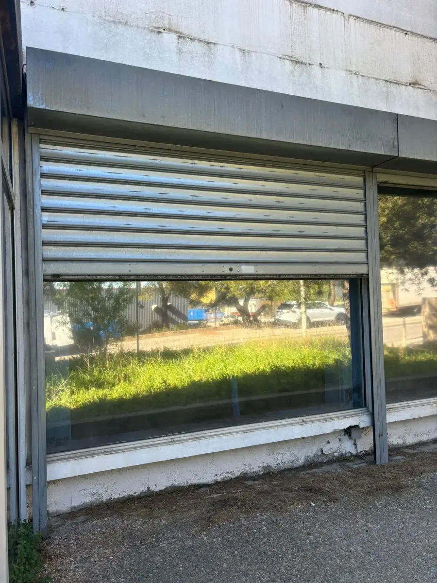 Installation et pose de rideau métallique à Vitry-sur-Seine